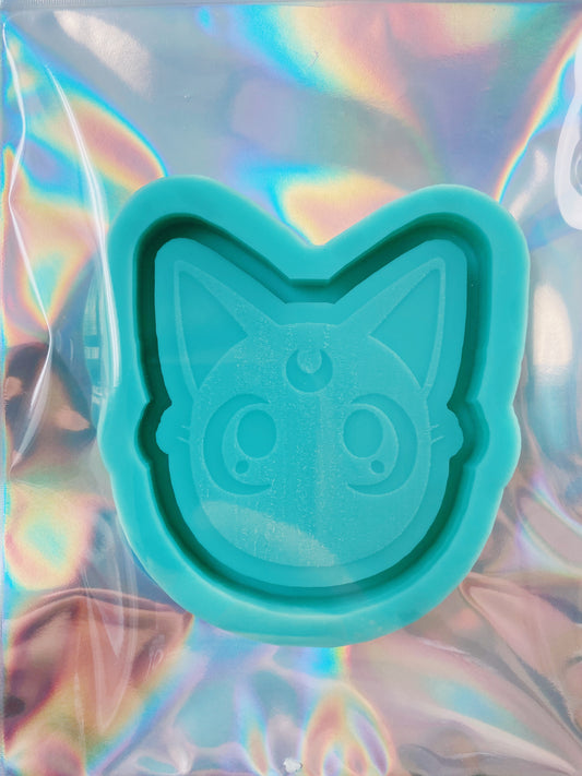 Luna (Shaker) mold